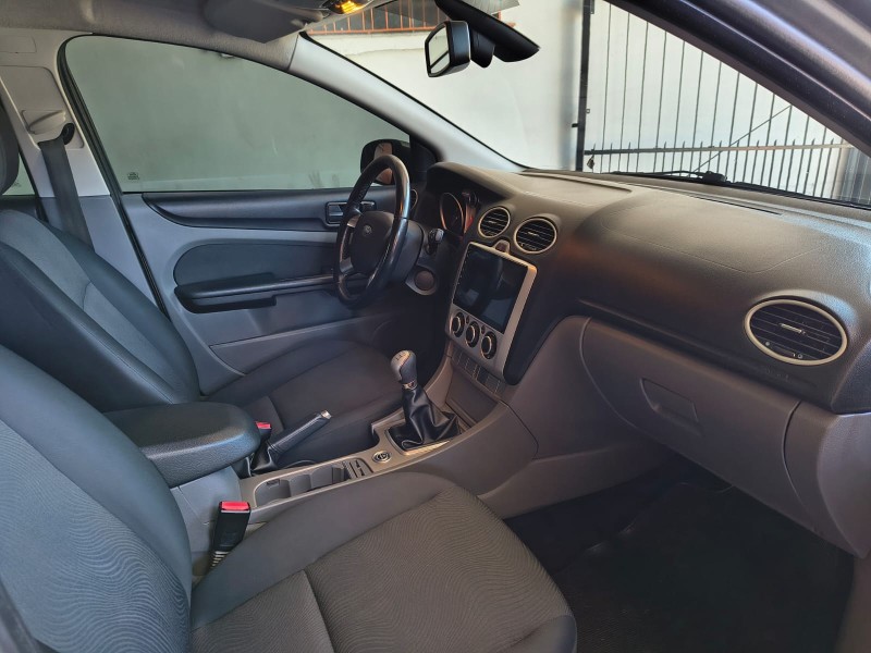 FOCUS 2.0 GLX SEDAN 16V FLEX 4P MANUAL - 2012 - CAXIAS DO SUL