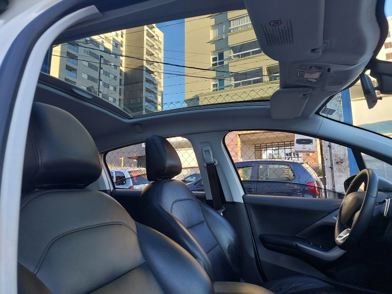 208 1.6 GRIFFE 16V FLEX 4P AUTOMÁTICO - 2014 - BENTO GONçALVES