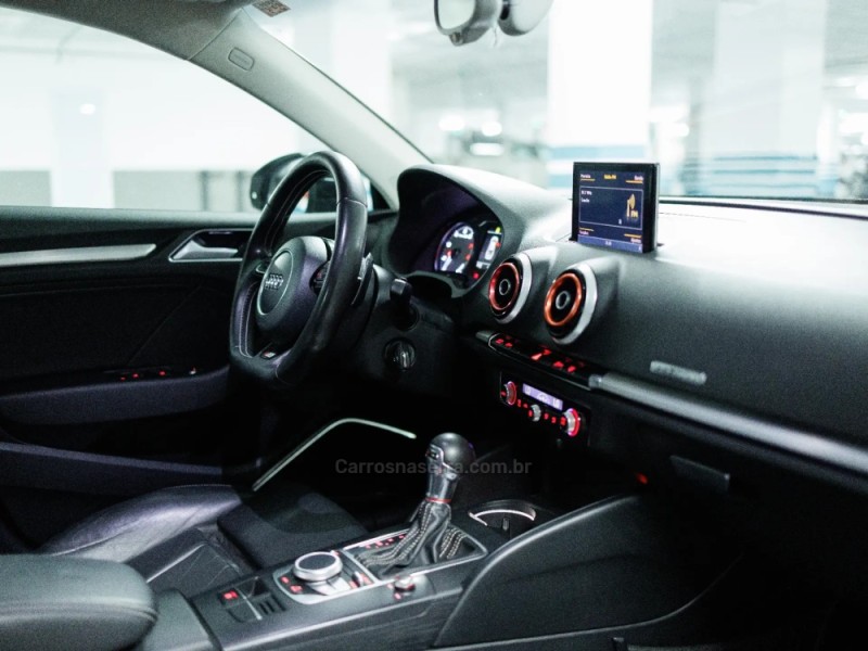 S3 2.0 TFSI SEDAN QUATTRO GASOLINA 4P S-TRONIC - 2015 - PORTO ALEGRE