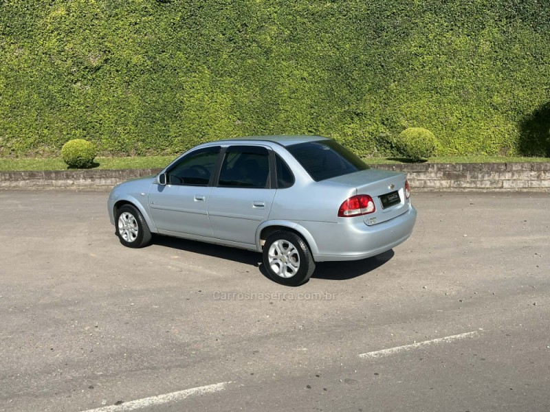 CLASSIC 1.0 MPFI LS 8V FLEX 4P MANUAL - 2011 - BENTO GONçALVES