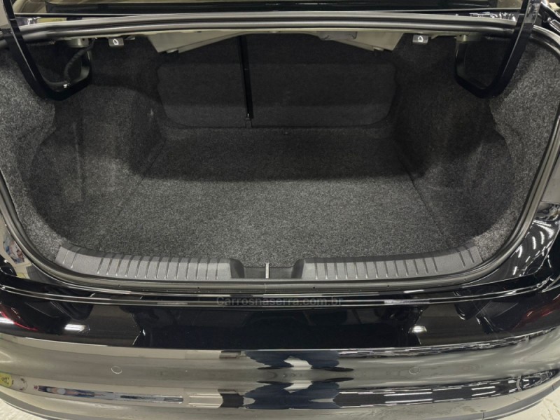 JETTA 2.0 16V TSI GLI 350 GASOLINA 4P AUTOMÁTICO - 2024 - CAXIAS DO SUL