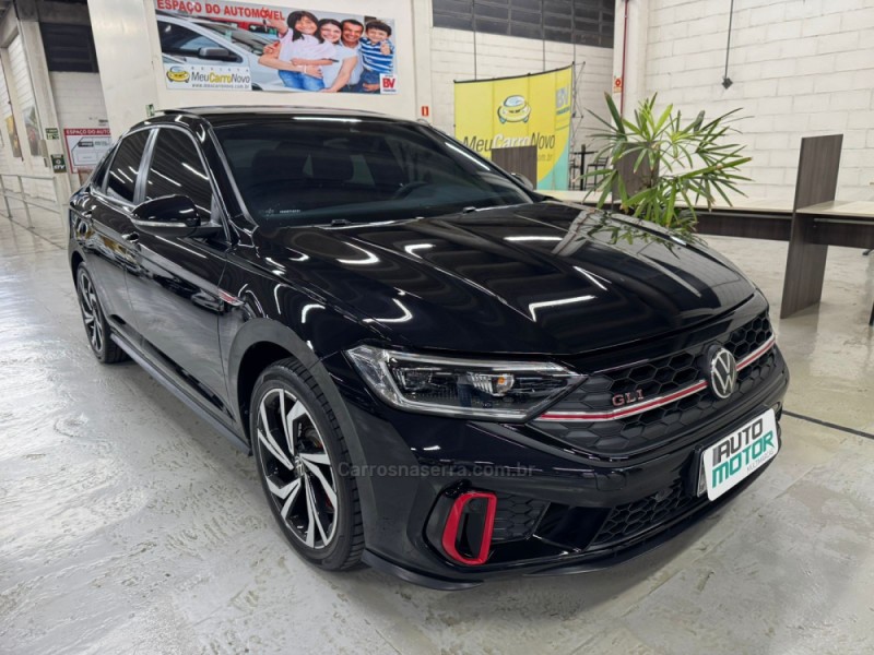jetta 2.0 16v tsi gli 350 gasolina 4p automatico 2024 caxias do sul