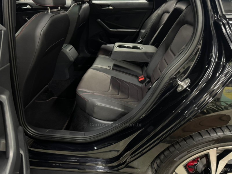 JETTA 2.0 16V TSI GLI 350 GASOLINA 4P AUTOMÁTICO - 2024 - CAXIAS DO SUL