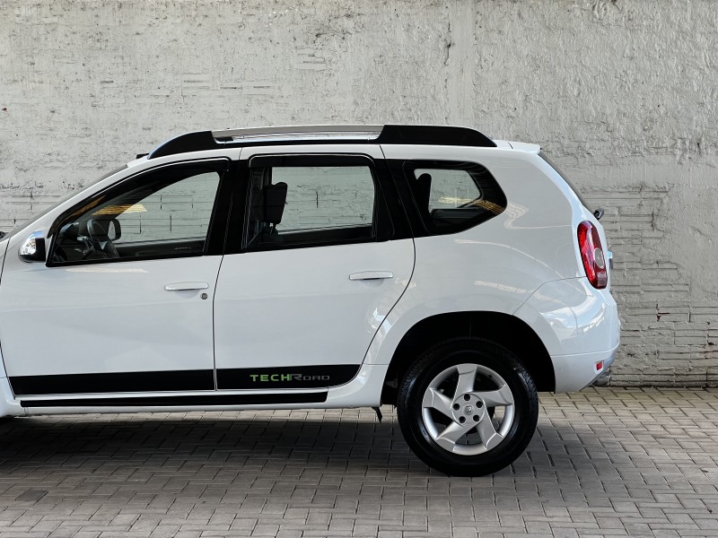 DUSTER 1.6 DYNAMIQUE 4X2 16V FLEX 4P MANUAL - 2014 - BENTO GONçALVES