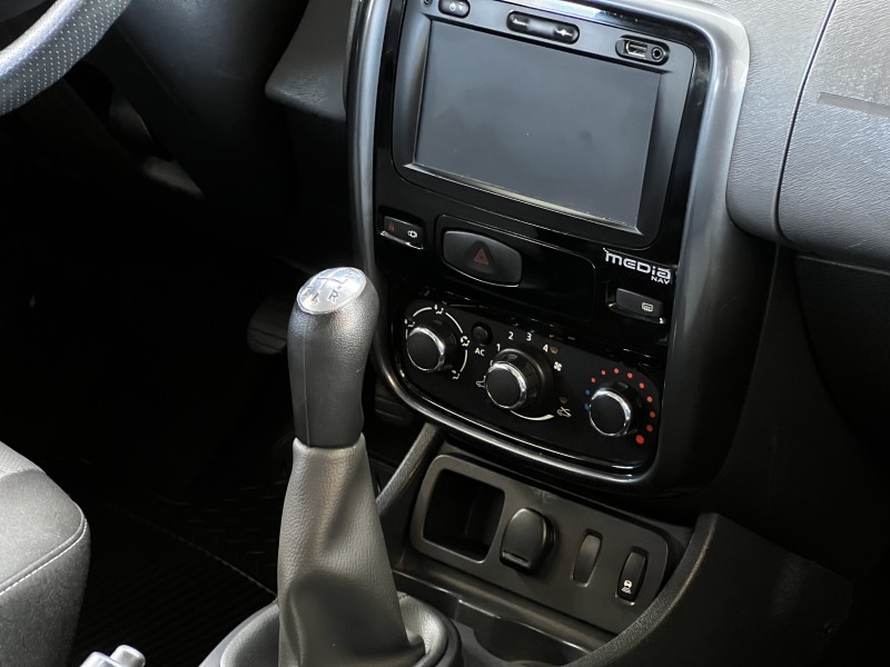 DUSTER 1.6 DYNAMIQUE 4X2 16V FLEX 4P MANUAL - 2014 - BENTO GONçALVES