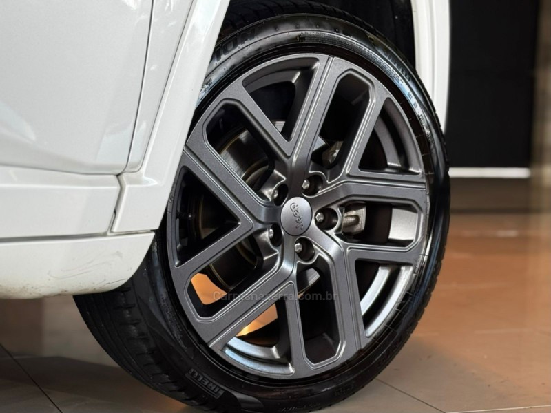 COMPASS 1.3 SERIE S T270 16V TURBO FLEX 4P AUTOMÁTICO - 2025 - DOIS IRMãOS