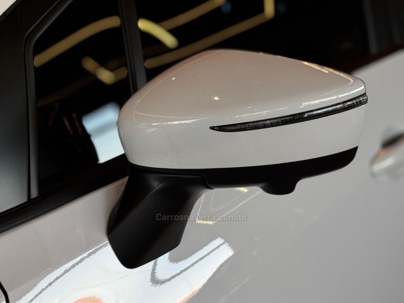 VERSA 1.6 ADVANCE 16V FLEX 4P AUTOMÁTICO - 2024 - DOIS IRMãOS