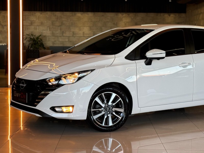 VERSA 1.6 ADVANCE 16V FLEX 4P AUTOMÁTICO - 2024 - DOIS IRMãOS