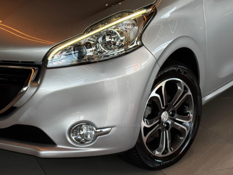 208 1.6 GRIFFE 16V FLEX 4P AUTOMÁTICO - 2015 - DOIS IRMãOS