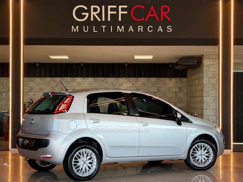 PUNTO 1.6 ESSENCE 16V FLEX 4P MANUAL - 2013 - DOIS IRMãOS