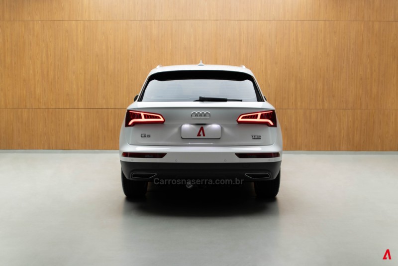 Q5 2.0 TFSI ATTRACTION 16V 252CV GASOLINA 4P AUTOMÁTICO - 2018 - GARIBALDI