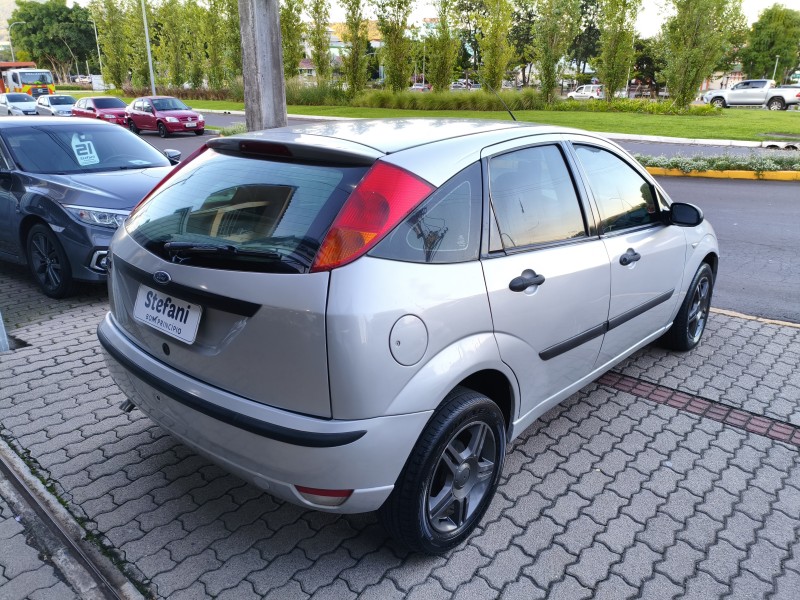 FOCUS 1.6 GL 8V FLEX 4P MANUAL - 2008 - BOM PRINCíPIO