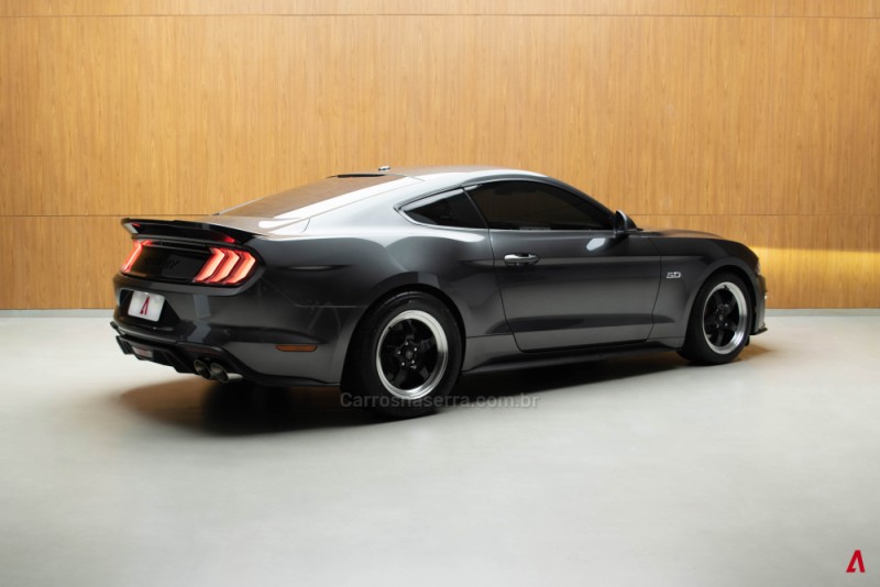 MUSTANG 5.0 GT PREMIUM COUPÉ V8 32V GASOLINA 2P AUTOMÁTICO - 2018 - GARIBALDI