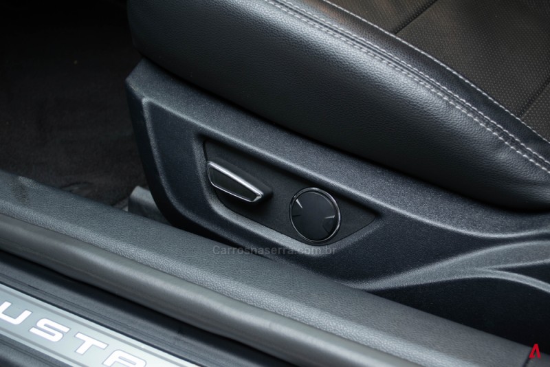 MUSTANG 5.0 GT PREMIUM COUPÉ V8 32V GASOLINA 2P AUTOMÁTICO - 2018 - GARIBALDI