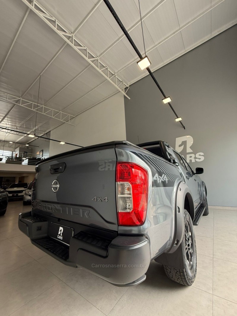 FRONTIER 2.3 ATTACK 4X4 CD BI-TURBO DIESEL 4P AUTOMÁTICO - 2025 - LAJEADO