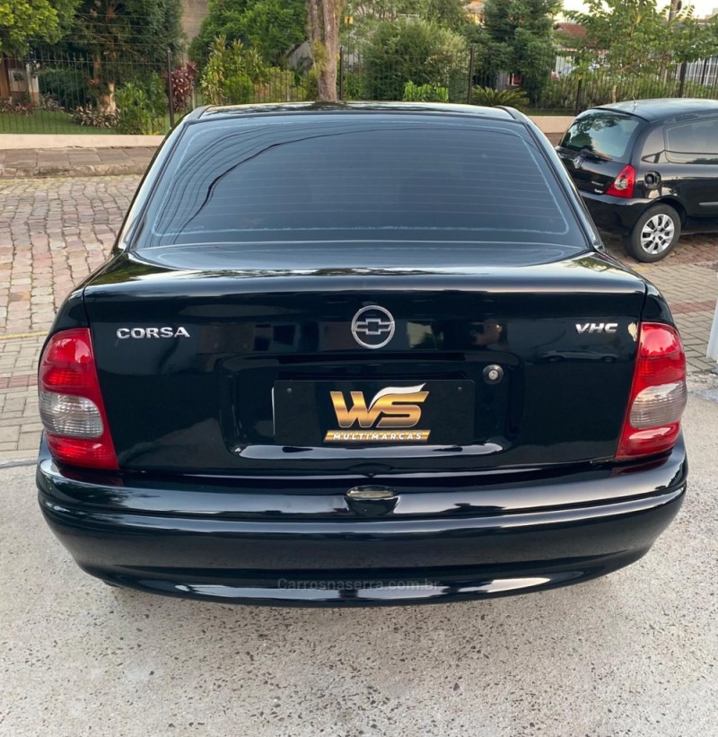 CLASSIC 1.0 MPFI SPIRIT 8V FLEX 4P MANUAL - 2005 - VENâNCIO AIRES