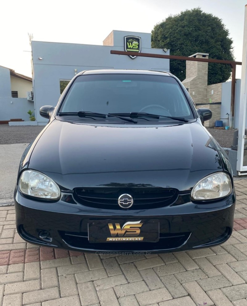 CLASSIC 1.0 MPFI SPIRIT 8V FLEX 4P MANUAL - 2005 - VENâNCIO AIRES