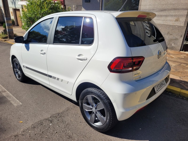 FOX 1.6 MSI RUN 8V FLEX 4P MANUAL - 2017 - FLORES DA CUNHA