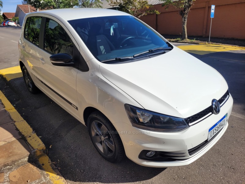 FOX 1.6 MSI RUN 8V FLEX 4P MANUAL - 2017 - FLORES DA CUNHA