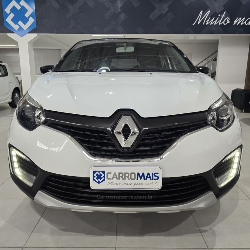 CAPTUR 1.6 LIFE 16V FLEX 4P AUTOMÁTICO - 2019 - SANTA CRUZ DO SUL