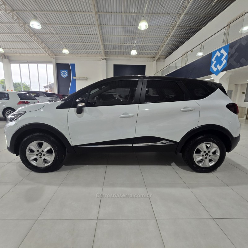 CAPTUR 1.6 LIFE 16V FLEX 4P AUTOMÁTICO - 2019 - SANTA CRUZ DO SUL