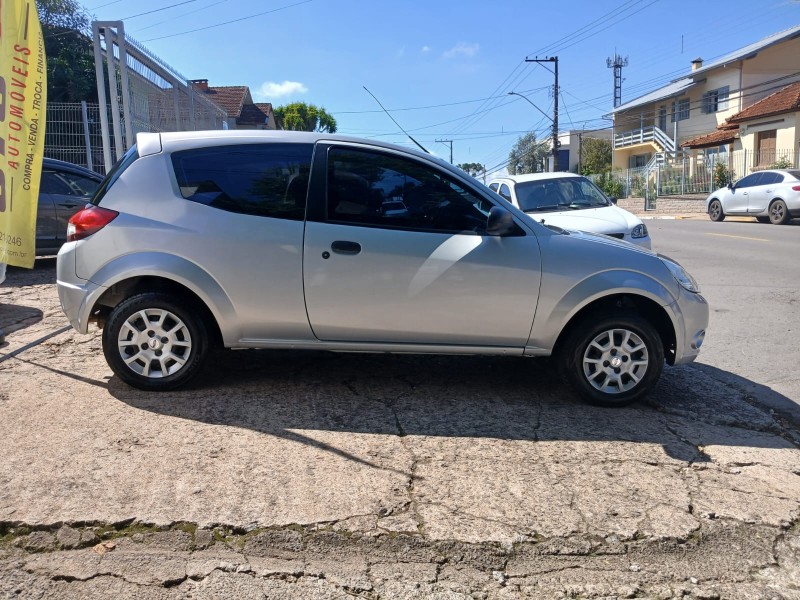 KA 1.0 MPI 8V FLEX 2P MANUAL - 2009 - FARROUPILHA