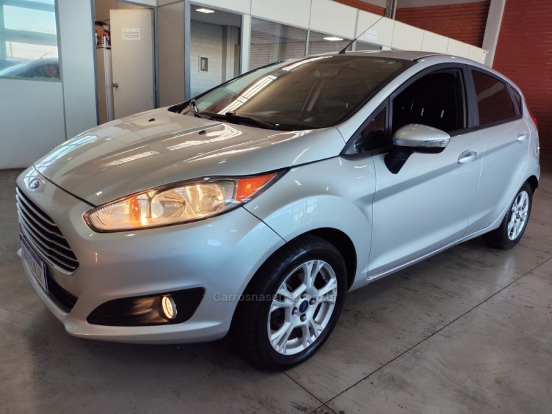 FIESTA 1.6 SEL HATCH 16V FLEX 4P AUTOMÁTICO - 2017 - TAQUARA