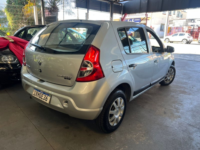 SANDERO 1.0 EXPRESSION 16V FLEX 4P MANUAL - 2011 - CAXIAS DO SUL