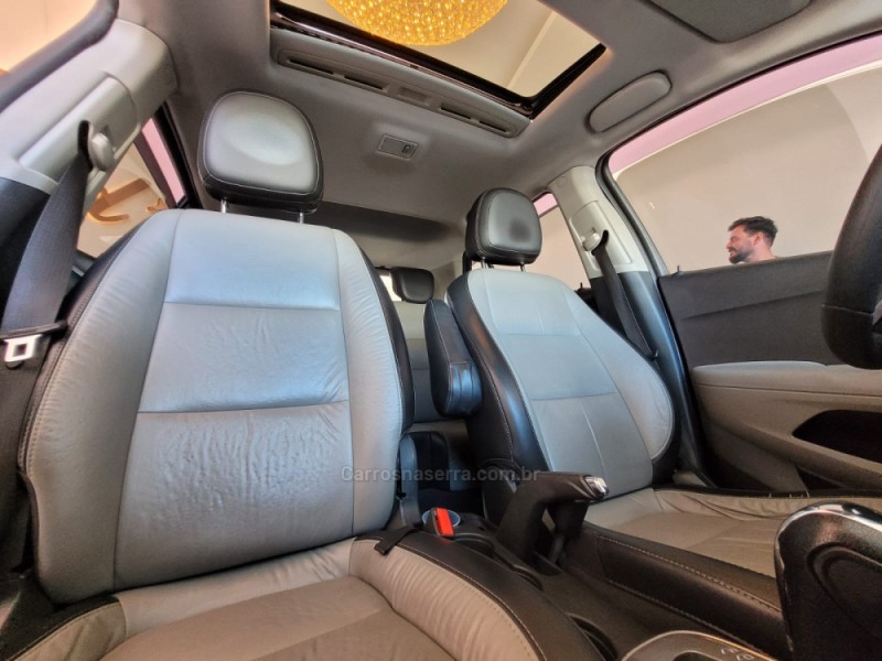 TRACKER 1.8 MPFI LTZ 4X2 16V FLEX 4P AUTOMÁTICO - 2015 - CANELA