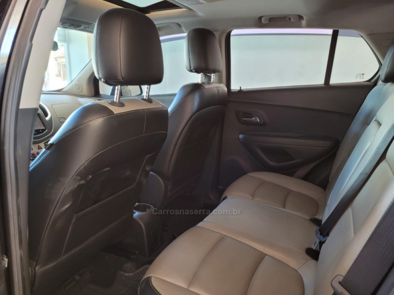 TRACKER 1.8 MPFI LTZ 4X2 16V FLEX 4P AUTOMÁTICO - 2015 - CANELA