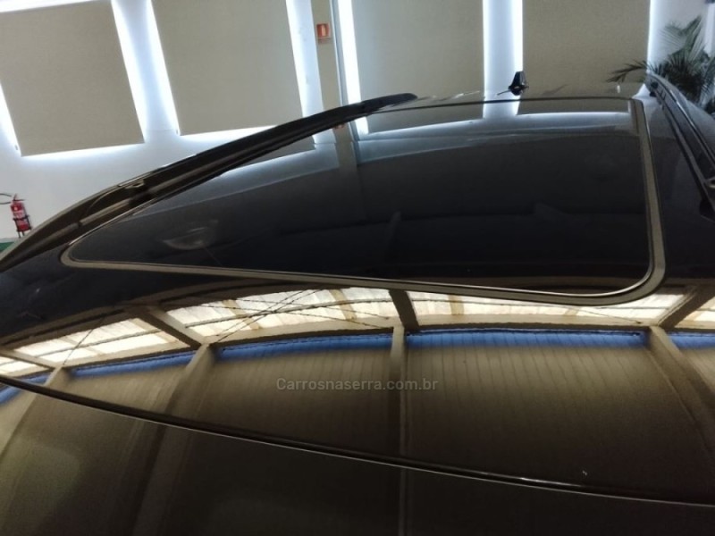 COMMANDER 2.0 HURRICANE BLACKHAWK 4X4 TURBO GASOLINA 4P AUTOMÁTICO - 2025 - NOVO HAMBURGO