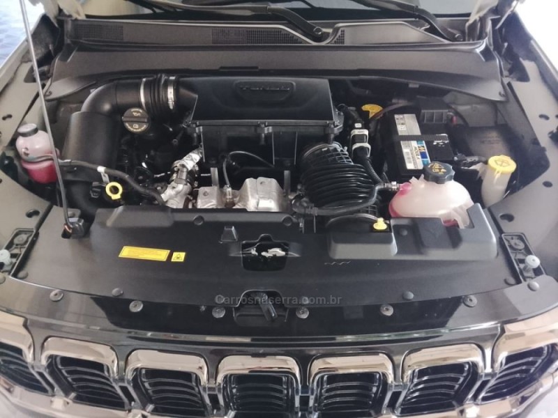 COMMANDER 2.0 HURRICANE BLACKHAWK 4X4 TURBO GASOLINA 4P AUTOMÁTICO - 2025 - NOVO HAMBURGO