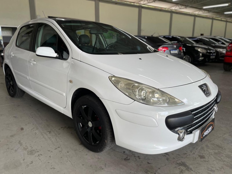 307 1.6 PRESENCE 16V FLEX 4P MANUAL - 2011 - BOM PRINCíPIO