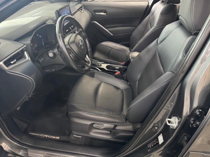 COROLLA 2.0 CROSS XRE 16V FLEX 4P AUTOMÁTICO - 2024 - CAXIAS DO SUL