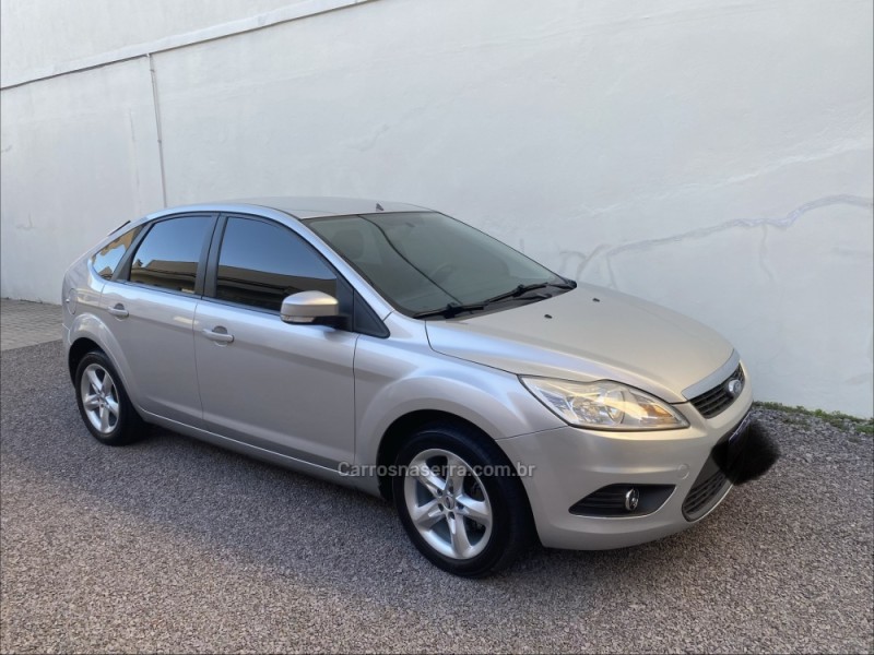 FOCUS 1.6 GLX 16V FLEX 4P MANUAL - 2011 - CAXIAS DO SUL