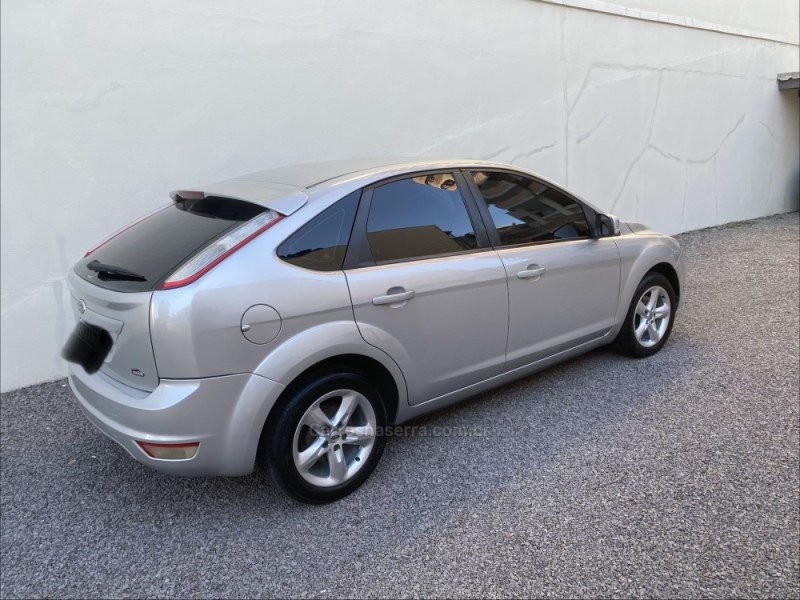FOCUS 1.6 GLX 16V FLEX 4P MANUAL - 2011 - CAXIAS DO SUL