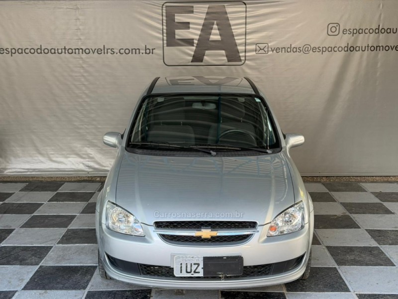 CLASSIC 1.0 MPFI LS 8V FLEX 4P MANUAL - 2014 - NOVA PRATA