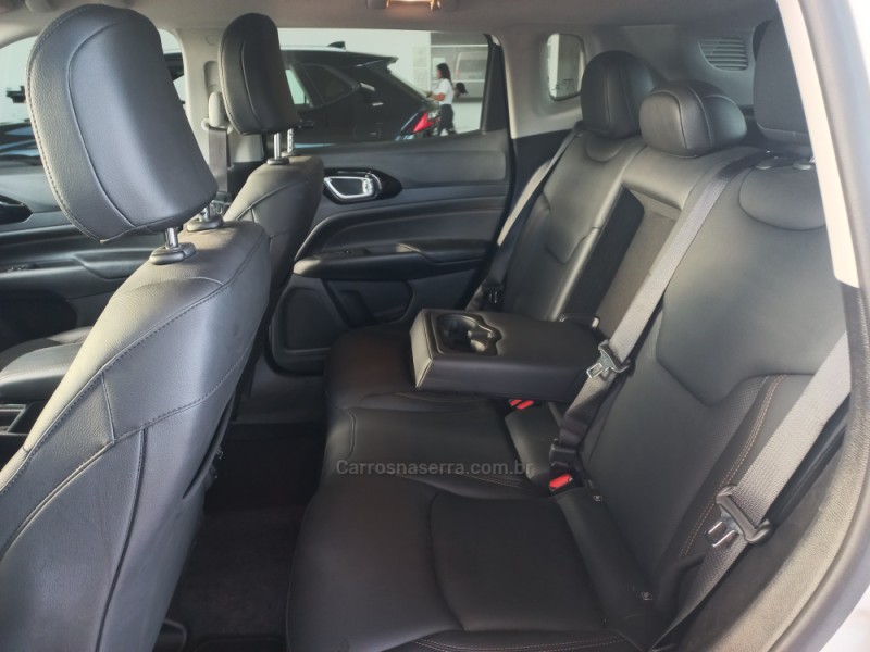 COMPASS 1.3 LIMITED T270 16V TURBO FLEX 4P AUTOMÁTICO - 2025 - TAQUARA