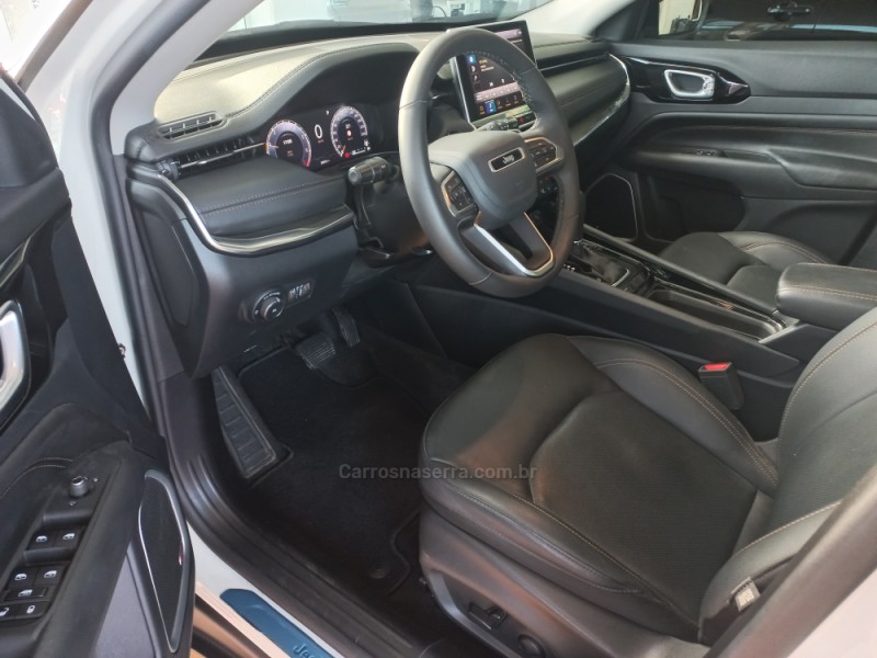 COMPASS 1.3 LIMITED T270 16V TURBO FLEX 4P AUTOMÁTICO - 2025 - TAQUARA