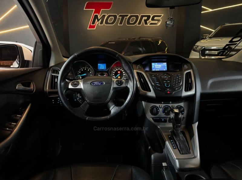 FOCUS 1.6 SE HATCH 16V FLEX 4P AUTOMÁTICO - 2014 - NOVO HAMBURGO