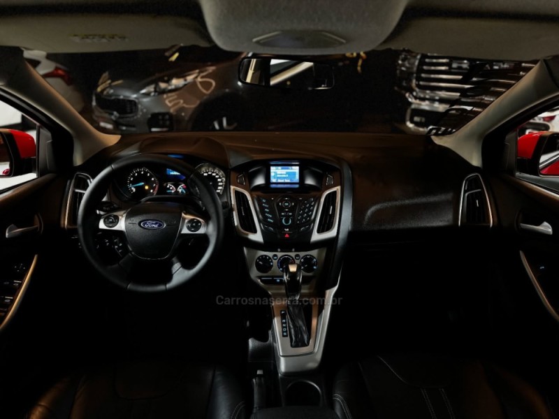 FOCUS 2.0 SE 16V FLEX 4P AUTOMÁTICO - 2014 - NOVO HAMBURGO