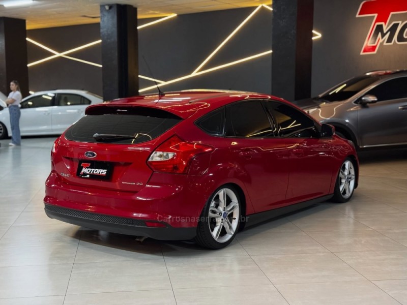 FOCUS 2.0 SE 16V FLEX 4P AUTOMÁTICO - 2014 - NOVO HAMBURGO