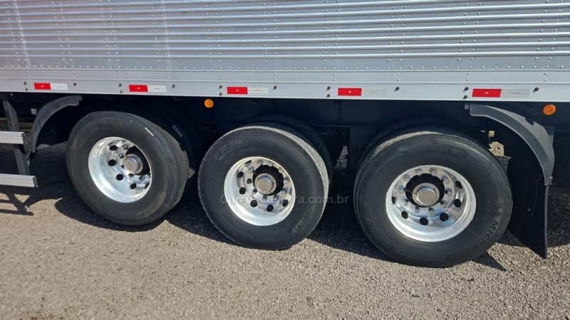 FH 500 GLOBETROTTER 6X2 - 2018 - FARROUPILHA