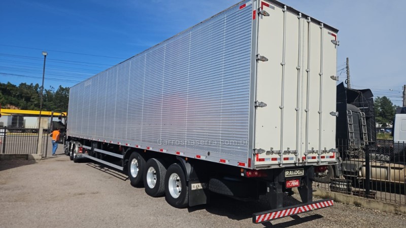 FH 500 GLOBETROTTER 6X2 - 2018 - FARROUPILHA