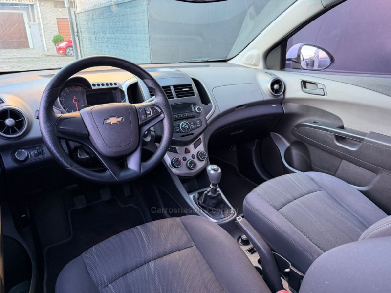 SONIC 1.6 LT 16V FLEX 4P MANUAL - 2013 - ESTâNCIA VELHA