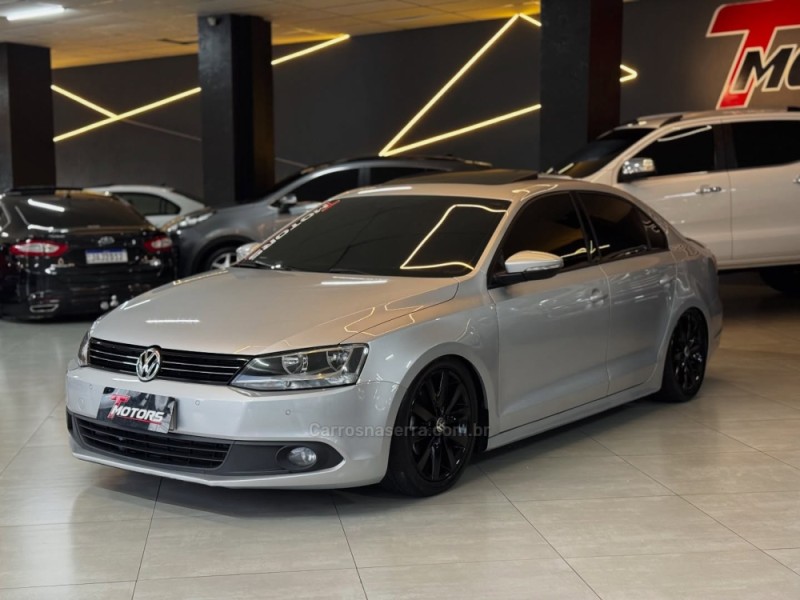 JETTA 2.0 COMFORTLINE FLEX 4P TIPTRONIC - 2014 - NOVO HAMBURGO