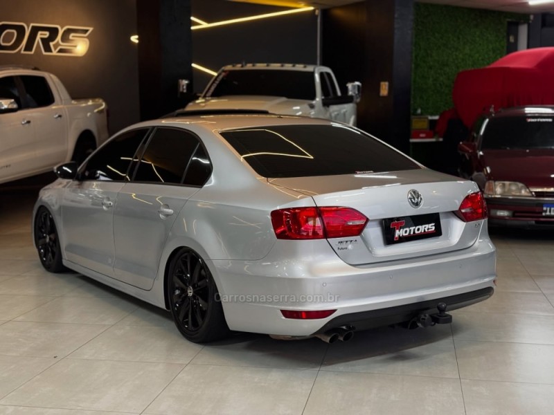 JETTA 2.0 COMFORTLINE FLEX 4P TIPTRONIC - 2014 - NOVO HAMBURGO