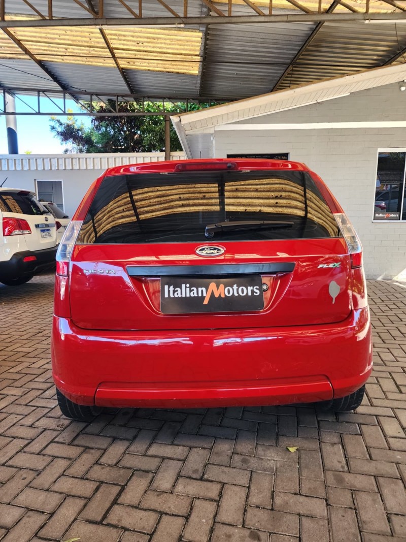 FIESTA 1.0 MPI CLASS HATCH 8V FLEX 4P MANUAL - 2008 - CAXIAS DO SUL