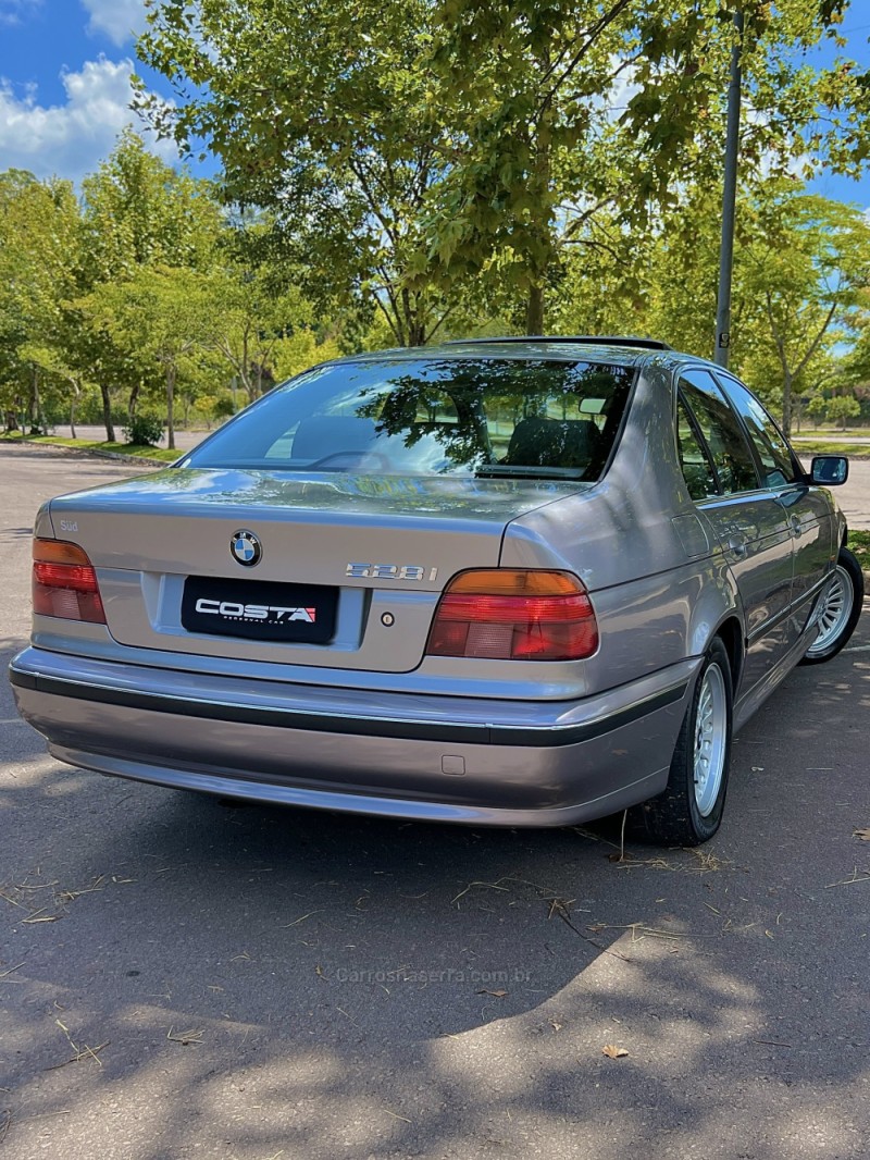 528I 2.8 SEDAN 24V GASOLINA 4P AUTOMÁTICO - 1996 - BENTO GONçALVES