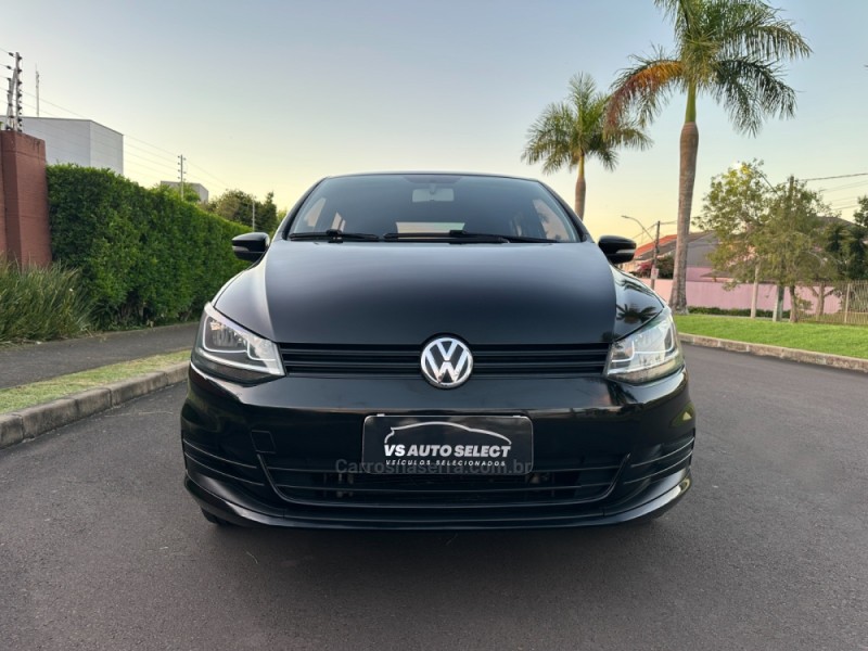 FOX 1.0 MI TREND 8V FLEX 4P MANUAL - 2015 - SãO LEOPOLDO